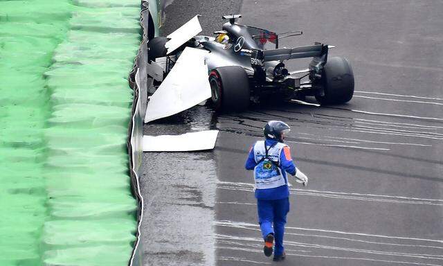 Crash von Lewis Hamilton