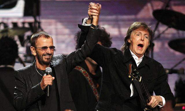 Starr and McCartney perform together during the 2015 Rock and Roll Hall of Fame Induction Ceremony in Cleveland