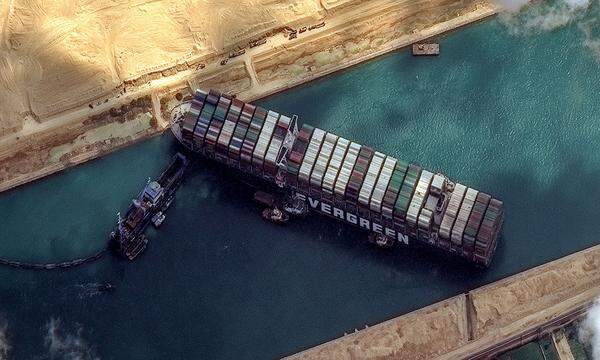 STUCK SHIP EVER GIVEN, SUEZ CANAL -- MARCH 26, 2021:  Maxar´s WorldView-2 collected new high-resolution satellite imagery of the Suez canal and the container ship (EVER GIVEN) that remains stuck in the canal north of the city of Suez, Egypt.