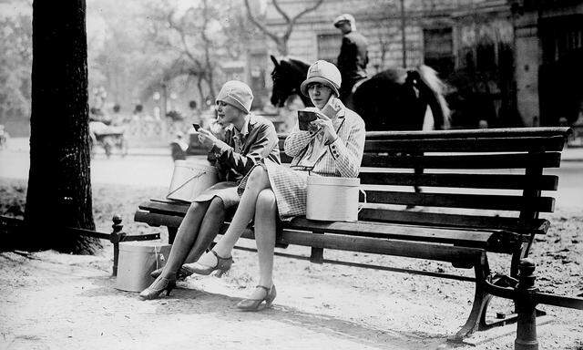 Das Selbstvertrauen der Frauen stärkte sich in den 1920er-Jahren radikal.