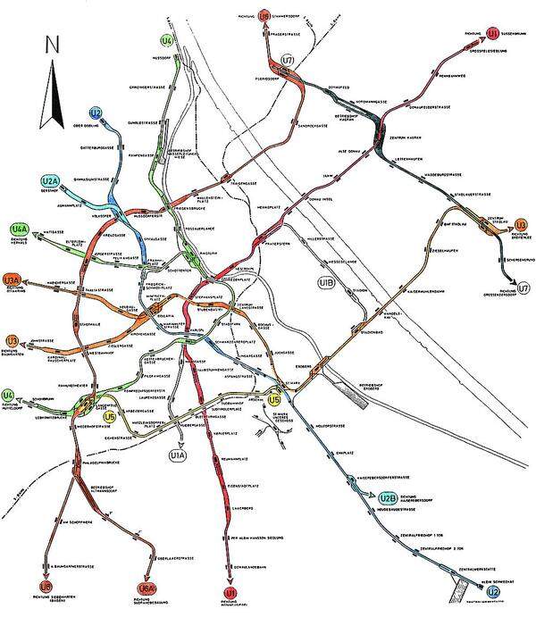 Es begann mit Euphorie: Nachdem der Gemeinderat 1968 den Bau eines Grundnetzes der U-Bahn beschlossen hatte, wurden zahlreiche Pläne entworfen, wie die Stadt per U-Bahn erschlossen werden könnte. Auf diesem Plan aus dem Jahr 1972 sind die Linien U1 bis U7 inklusive Abzweigungen zu finden.