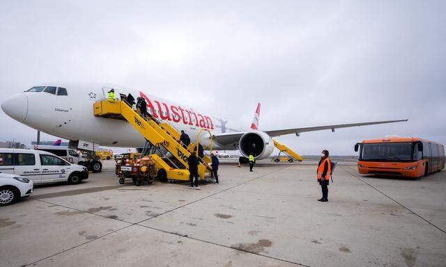 Bei Austrian Airlines wird es im Jänner und Februar vermehrt zu Flugausfällen kommen. Verantwortlich dafür sei die „durchwachsene Buchungslage“, so die Fluglinie. 
