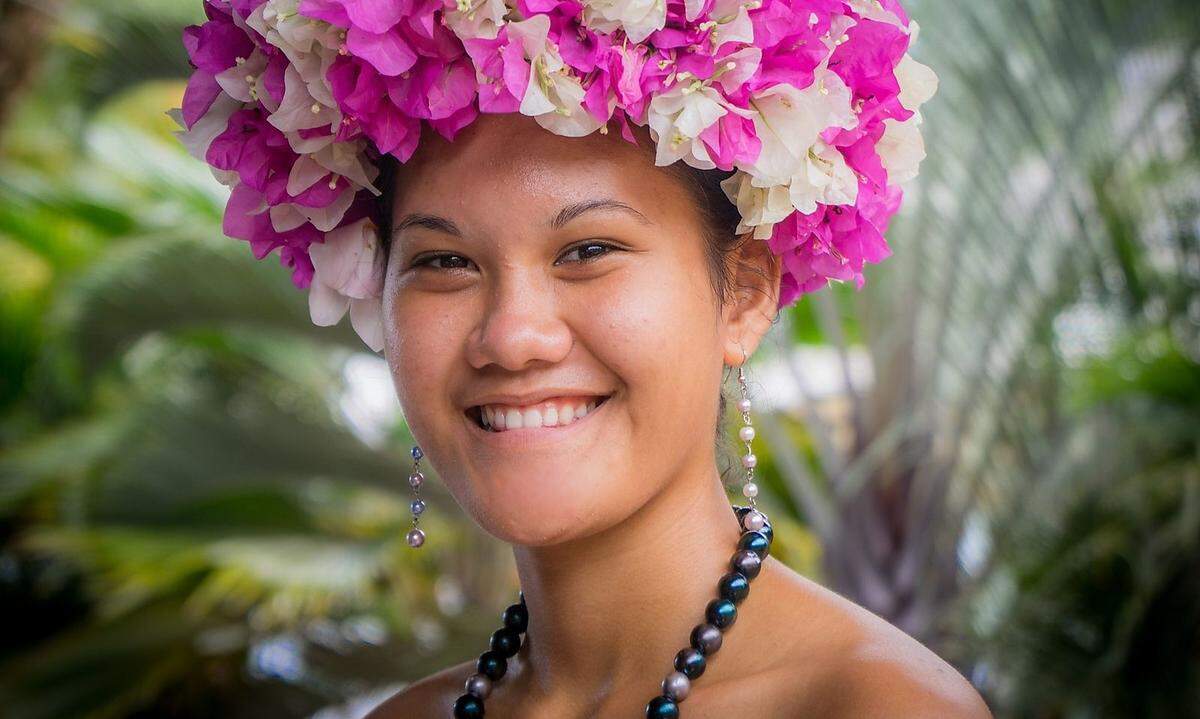 Oder Sie erzählen doch lieber vom traditionellen Tanz mit den Einheimischen in Polynesien?