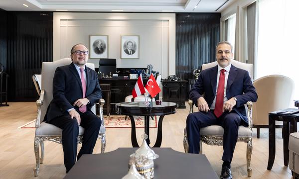 Alexander Schallenberg beim türkischen Außenminister Hakan Fidan in Ankara.