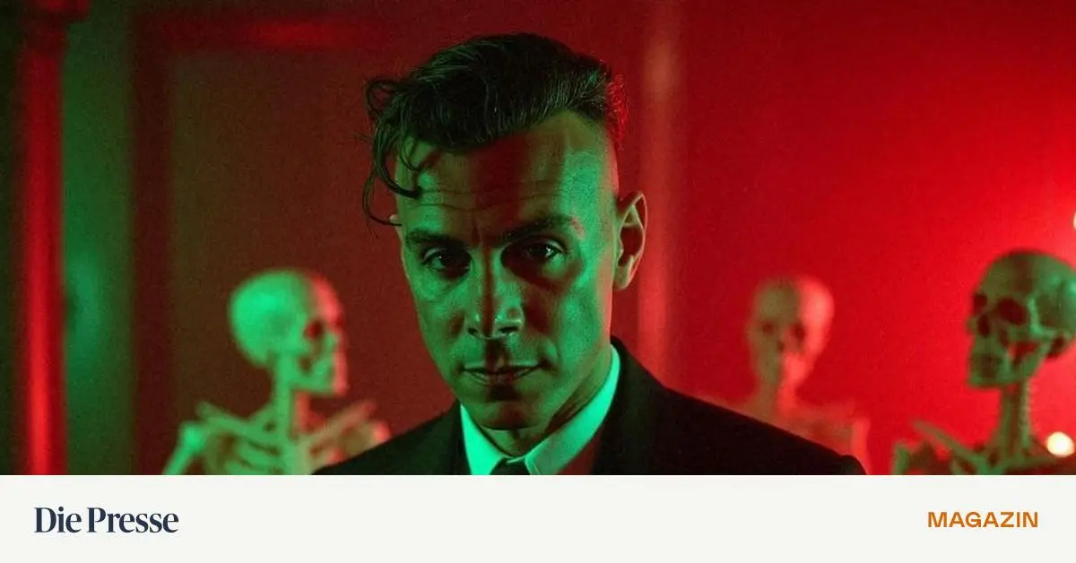 Fr-her-Schlumpf-heute-Folk-Rock-Musiker-Asaf-Avidan-kommt-nach-Wien-premium-