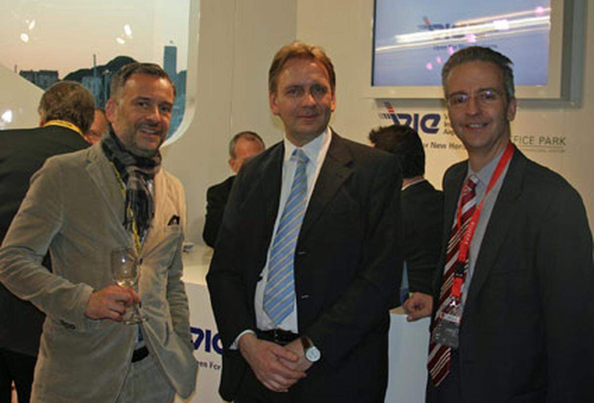 Stephan Ferenczy (BEHF Architekten), Volker Antoni (Antoni Logistik Consulting) und Werner Hackenberg (Vienna International Airport)
