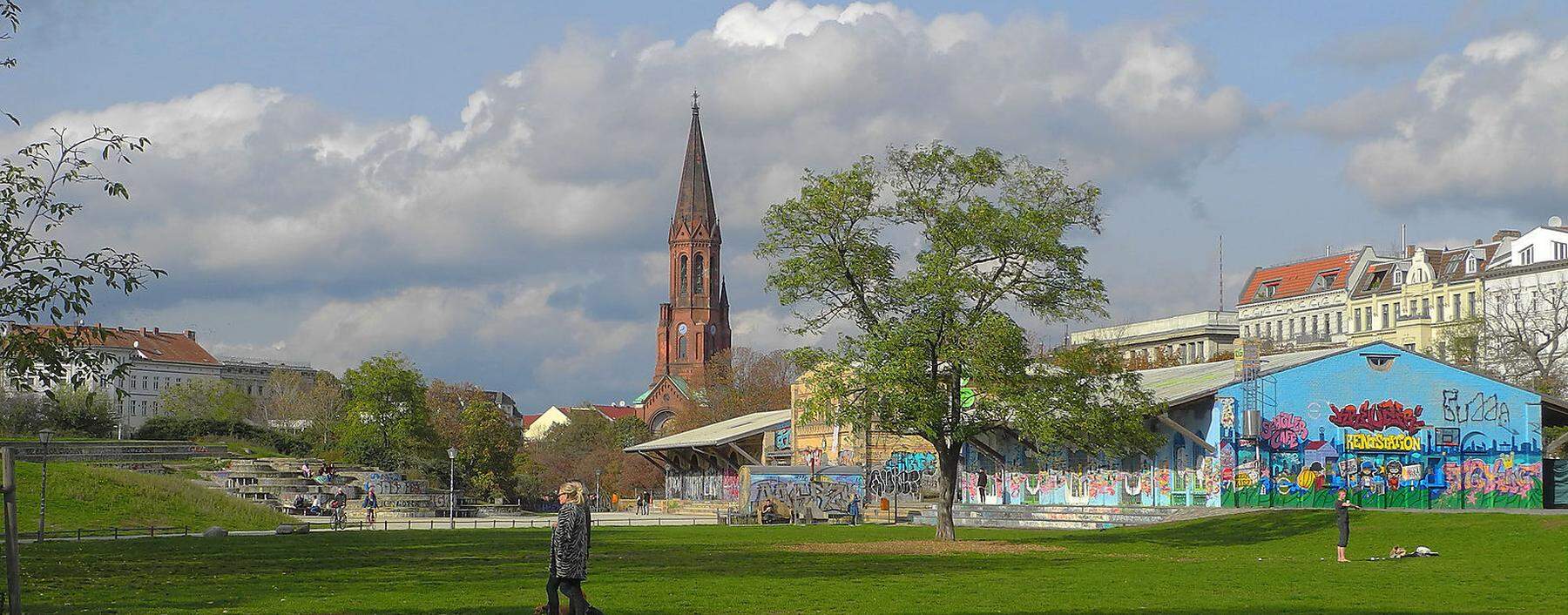 Der Görlitzer Park in Berlin wird tagsüber als Naherholungsgebiet genützt – abends mutiert er zum Drogen-Hotspot.