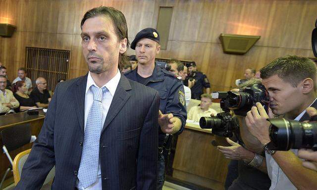 Archivbild: Sanel Kuljic im August 2014 vor Gericht.