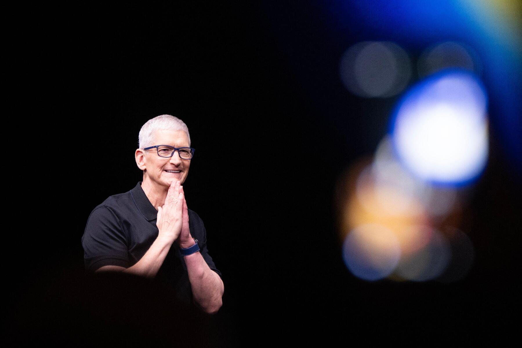 Apple gets new boss: John Ternus replaces Tim Cook