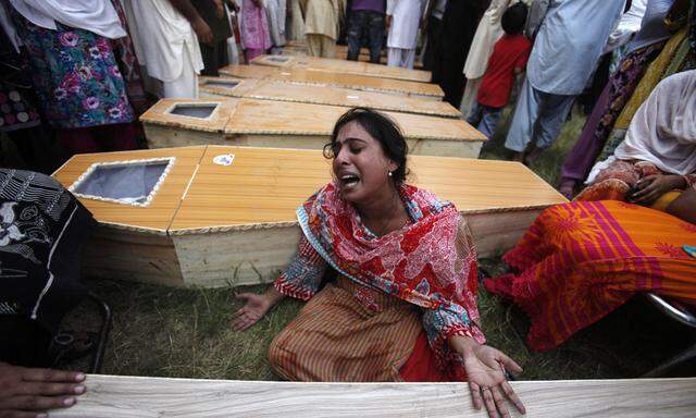 Pakistan Dutzende Tote Anschlag