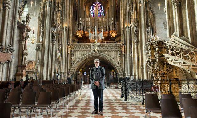 Zehn Jahre lang begleitete der Domorganist Konstantin Reymaier das Restaurierungsprojekt. Am Sonntag spielt er die Orgel nun erstmals öffentlich.