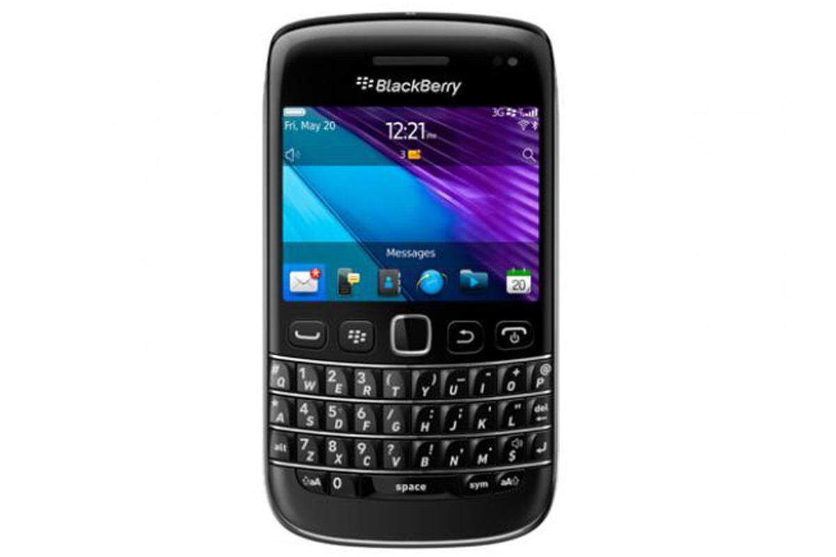 Das Starlet Kim Kardashian kaufte regelmäßig die Ebay-Vorräte des BlackBerry-Geräts auf. Wie viele andere Nutzer bevorzugt sie zum Schreiben eine physische Tastatur.