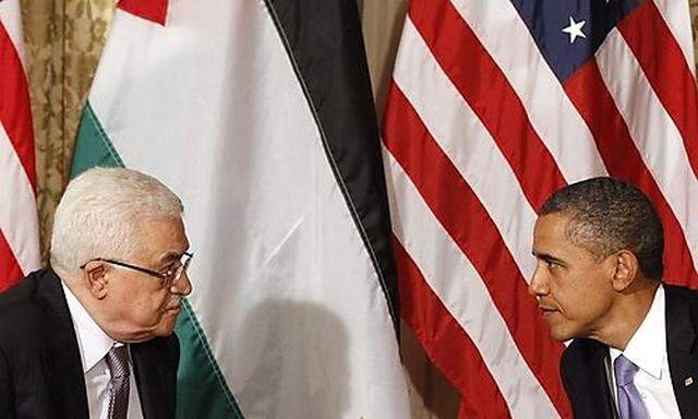 U.S. President Barack Obama meets Palestinian President Mahmoud Abbas in New York