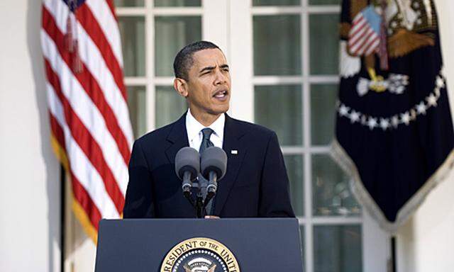 US-Präsident Obama im Rosengarten des Wießen Hauses.