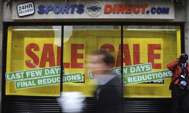 BRITISCHER SPORTHAeNDLER SPORTS DIRECT 