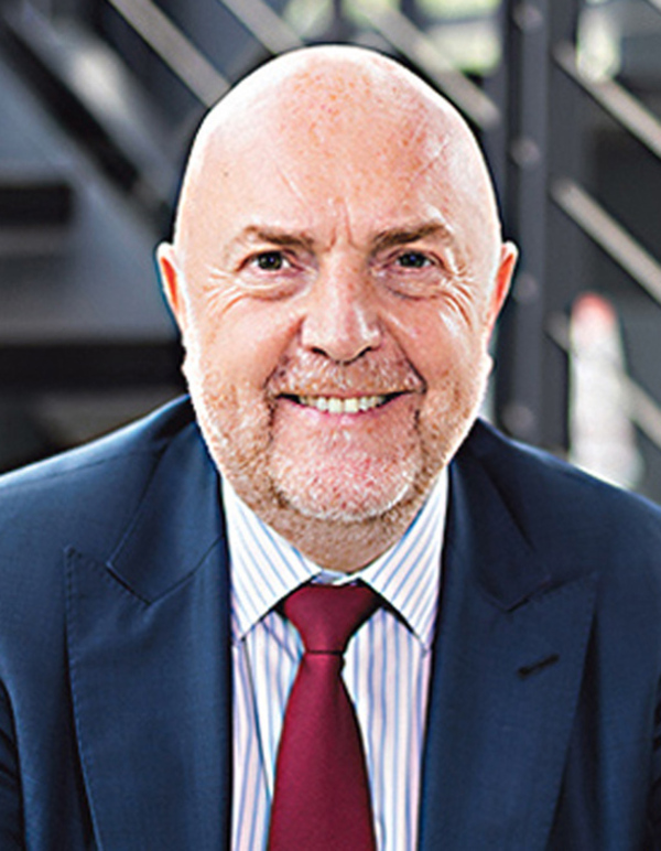 Peter Llewellyn-Davies, CEO APEIRON Biologics AG