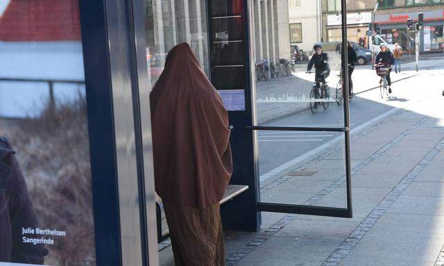 Räuber nahm Burka und Sonnenbrille zur Tarnung (Symbolbild)