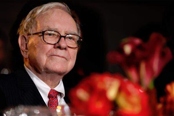 Warren Buffett fiel heuer trotz eines bedeutenden Zuwachses aus den Top drei. Der Investor (Berkshire Hathaway, USA) war noch vor fünf Jahren reichster Mensch der Welt: Mit einem Vermögen von 53,5 Milliarden Dollar (im Vorjahr: 44 Milliarden) landet er auf Platz drei.