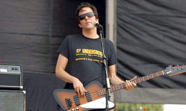 Bassist Adam Schlesinger 