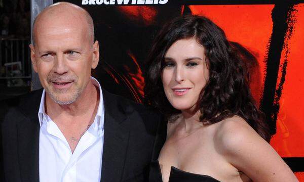 Bruce Willis und seine Tochter Rumer bei einer Filmpremiere in den Nullerjahren.