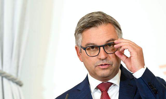 Finanzminister Magnus Brunner (ÖVP) spricht von einer "Transparenzoffensive".