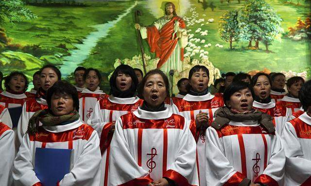 Der Kirchenchor einer katholischen Gemeinde in Shenyang. Der Vatikan und China wollen ihre Beziehungen nach Jahrzehnten des Konflikts nun verbessern.