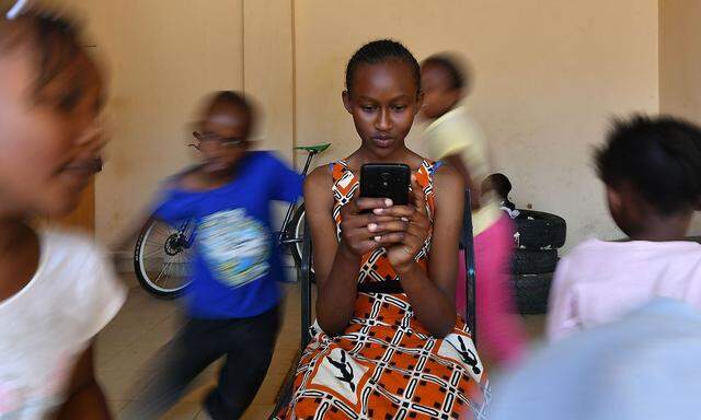 Das Mobiltelefon hat Afrika völlige neue Entwicklungsmöglichkeiten eröffnet.