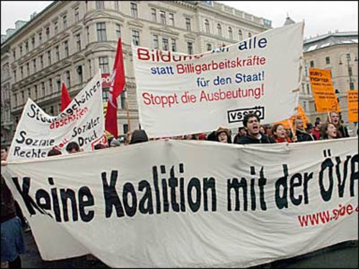 Von dem Slogan "Wer hat uns verraten, die Sozialdemokraten" zeigte sich Alfred Gusenbauer besonders gekränkt. "Ernst nehmen heißt, sich auseinander zu setzen und nicht, taxfrei jeden Unsinn zu übernehmen, der skandiert wird", verteidigte sich der neue Bundeskanzler.