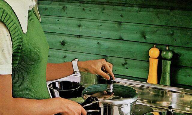 Bild aus einem Kelomat-Katalog aus dem Jahr 1978: „Wer sich für Kelomat-Schnellkochen entschieden hat, wird die Vorteile dieser modernen, schmackhaften Zubereitungsmethode nie mehr entbehren wollen.“ 