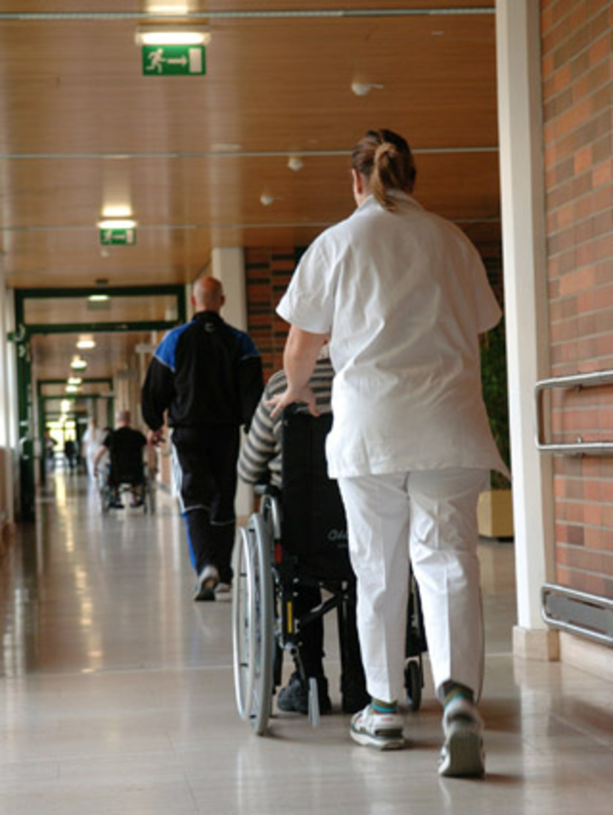 Der ehemalige Vorstandsvorsitzende der amerikanischen "Unitedhealth Group" zog sich 2006 aufgrund eines Aktienskandals als Geschäftsführer zurück. Innerhalb der Zeit als Chef verdiente er aber insgesamt rund 469 Millionen Dollar. Er liegt damit auf Platz 10 der Liste.