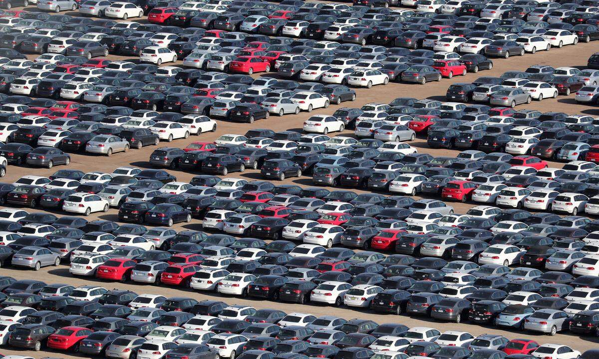 Die zwischengelagerten Autos werden regelmäßig gewartet, erklärte eine VW-Sprecherin.