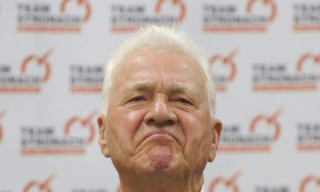 Frank Stronach, Abschied, Parlament