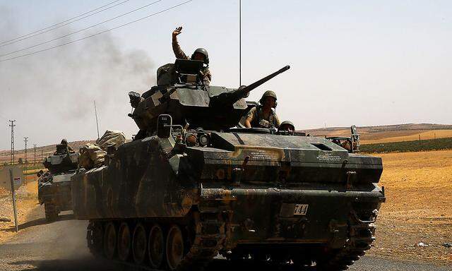 Ein türkischer Panzer in Syrien.