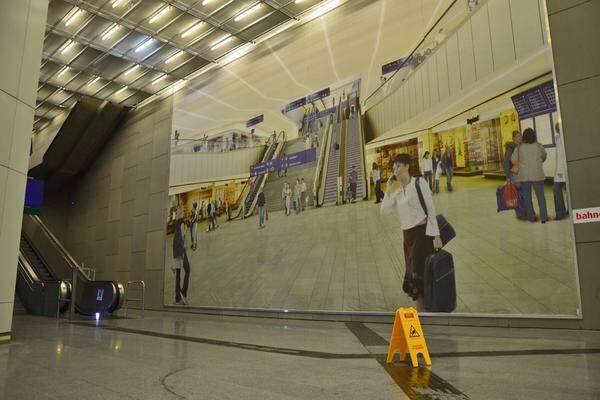 Mit Fahrplanwechsel im Dezember 2014 nimmt der Hauptbahnhof dann den vollen Betrieb auf. Und aus der Visualisierung des Übergang von U-Bahn-Passage zum Hauptbahnhof soll dann Realität werden.