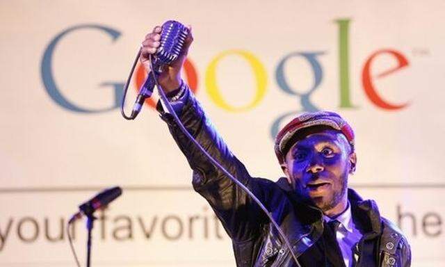Rapper Mos Def bei der Vorstellung von Googles Musiksuche