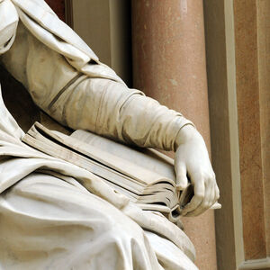 Kann Justitia (Bild: Ausschnitt der Statue im Wiener Justizpalast), die Göttin der Gerechtigkeit, im Tauziehen um die WKStA vermitteln?