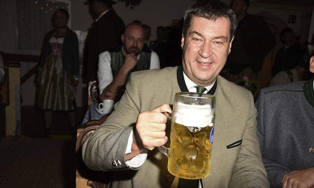 Da war die Stimmung noch ungetrübt: Bayerns Finanzminister Markus Söder bei der Eröffnung des Oktoberfests am 17. September.