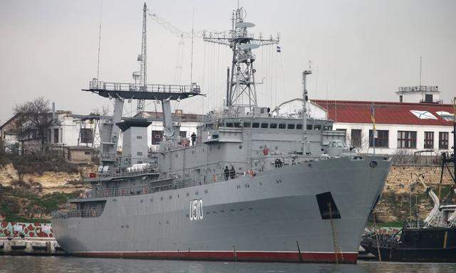 ITAR TASS SEVASTOPOL CRIMEA UKRAINE MARCH 2 2014 Command ship Slavutich of the Ukrainian Navy