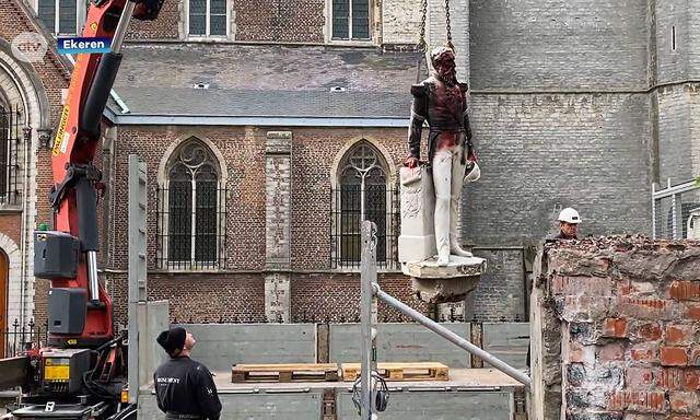 Die Statue von Leopold II. wurde von Demonstranten beschmiert - jetzt soll sie dauerhaft entfernt werden.
