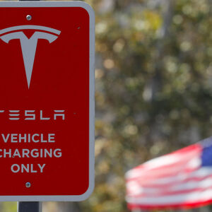 Der Tesla-Chef wird verdächtigt, falsche und irreführende Angaben gegenüber Investoren gemacht zu haben. 