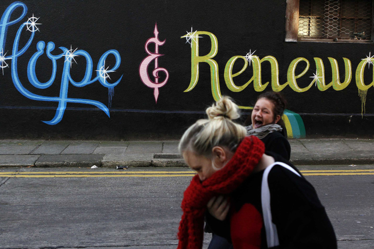 Als junge Stadt mit großer Studentenzahl bietet Dublin (abgesehen vom Regenwetter) alles, was der Student braucht - inklusive mehrerer renommierter Unis, darunter das Trinity College, akademische Heimat des Dramatikers Samuel Beckett.