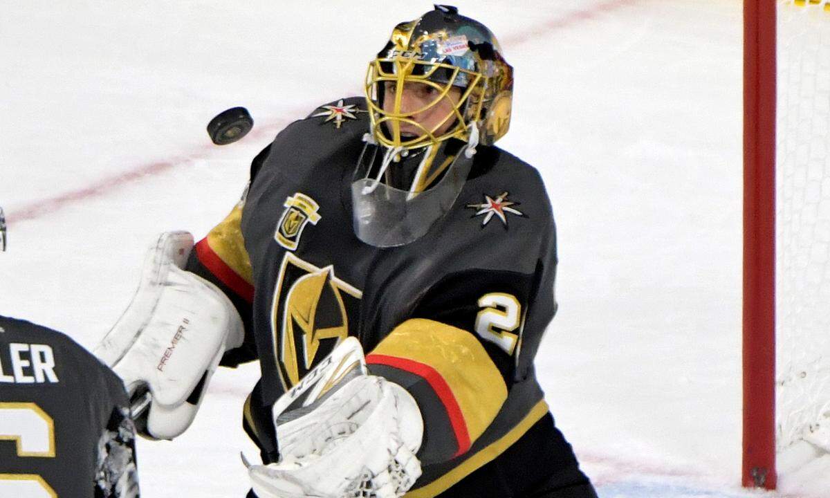 Goalie Marc-Andre Fleury (29, Stanley-Cup-Sieger mit Pittsburgh 2009) hatte zwar mehr Arbeit als ihm lieb war...