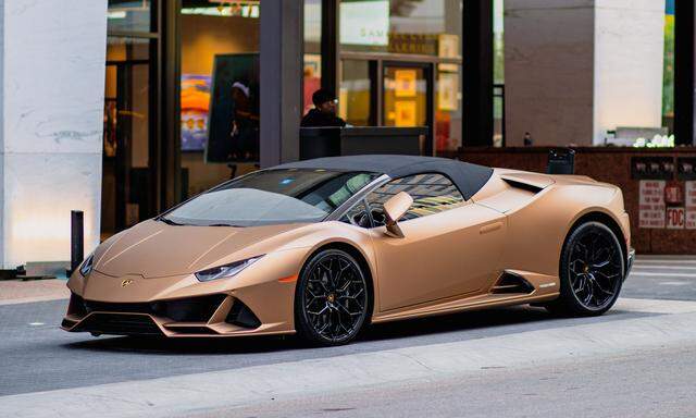 Lamborghini fährt in der Region Emilia-Romagna ein eigenes Projekt für die Produktion eines vollelektrischen Sportwagen hoch.