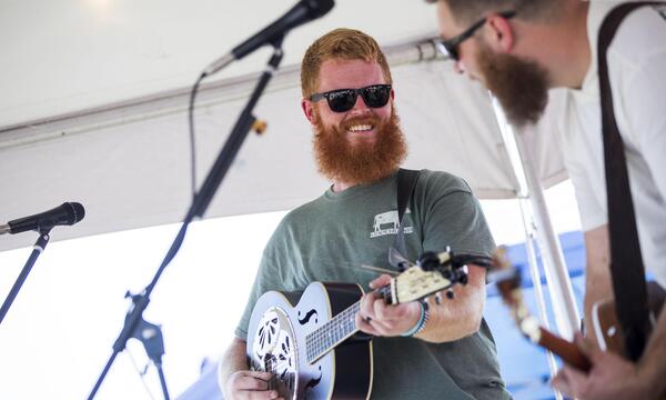 Wird Oliver Anthony für „Rich Men North of Richmond“ politisch vereinnahmt?