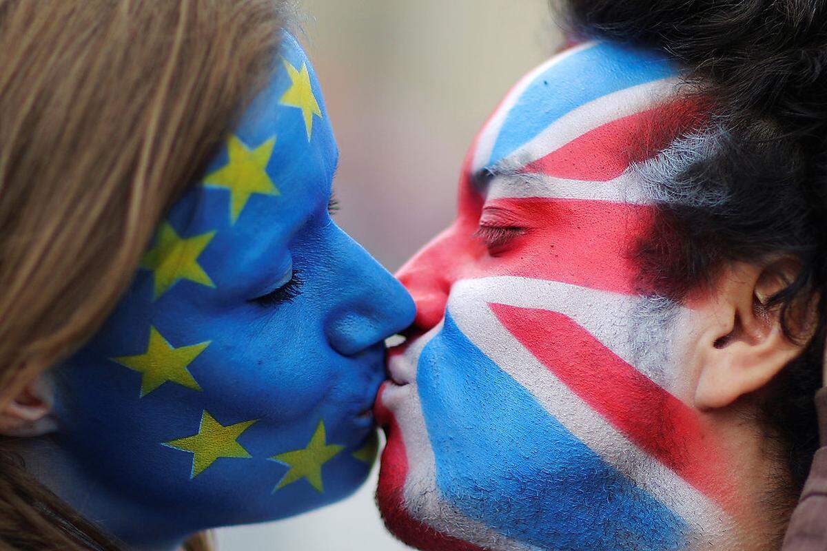 Eine Million britische Staatsbürger leben im EU-Ausland, dank der EU-Mitgliedschaft können sie ihren Lebens- und Arbeitsort in der Union frei wählen. Dieses Recht könnte nach einem Ausstieg erlöschen, mahnen Brexit-Gegner.