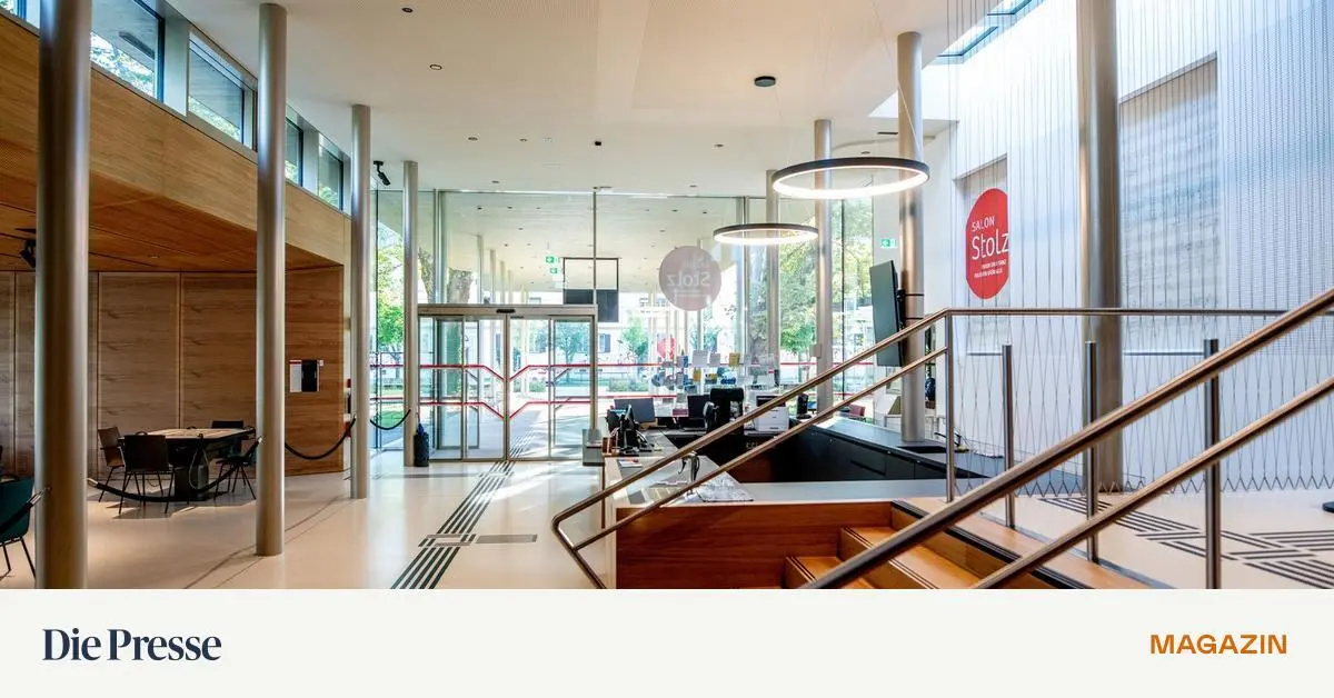 Senior-innenresidenz-in-Graz-Im-Salon-Stolz-wird-nicht-nur-geplaudert-premium-