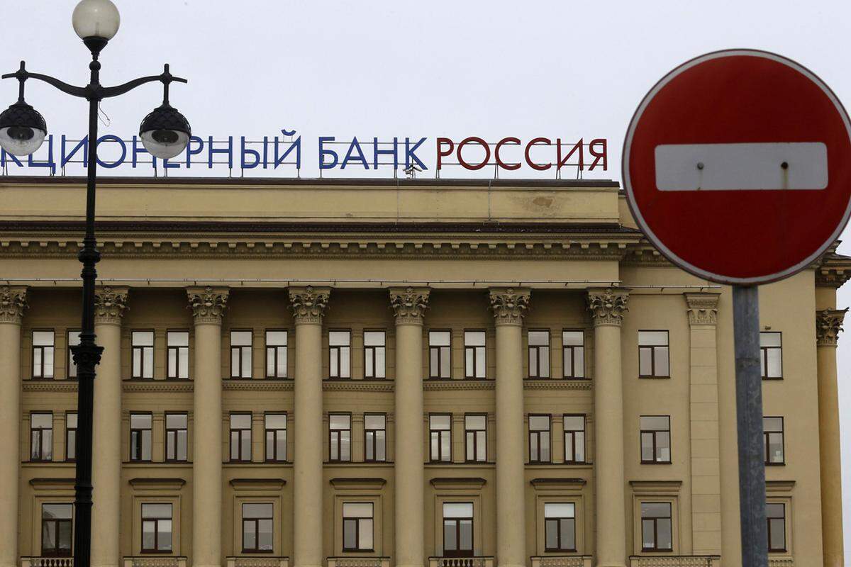 Gegen die St. Petersburger BANK Rossija wurden von den USA ebenfalls Maßnahmen beschlossen.