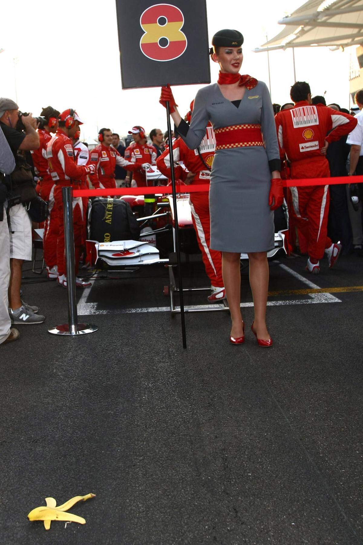 Hier eine Zusammenfassung der letzten Jahre:  2010: Böswilliger Anschlag beim Abschlussrennen in Abu Dhabi: Sollte hier ein Grid Girl zu Sturz kommen? Oder war das die geheime Red-Bull-Taktik, um Fernando Alonso auszuschalten?