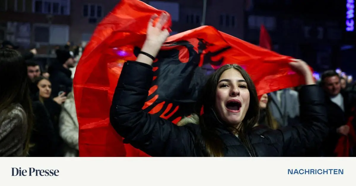 Weihnachts-Urlauber-helfen-Premier-Albin-Kurti-bei-Sieg-im-Kosovo-premium-