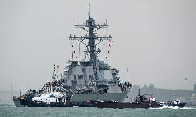 Der Zerstörer "USS John S. McCain" ist nach einem Zusammenstoß gesunken